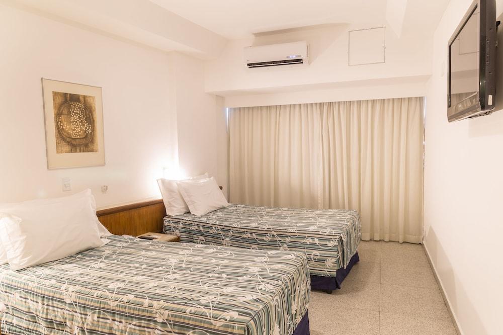 Hotel Bandeirantes Rio de Janeiro Bagian luar foto